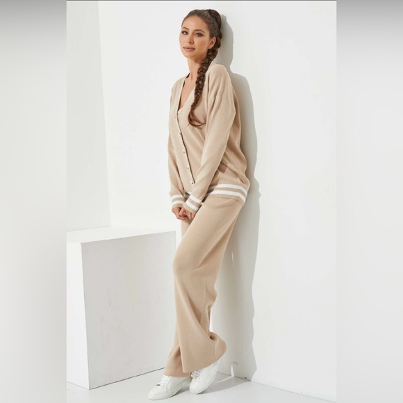 Pants - NWT Boutique Skylar Beige Knit Cardigan & Pants Matching Set
